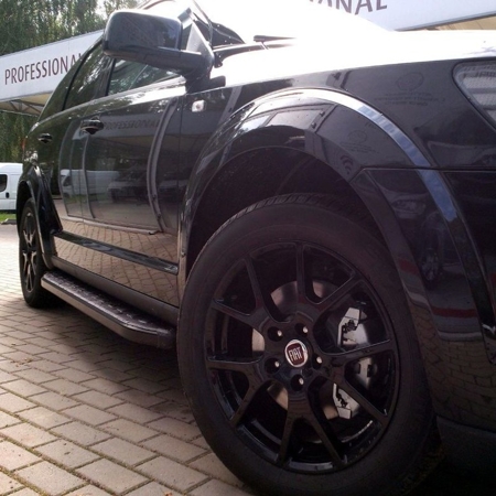 Stopnie boczne, czarne - Land Rover Range Rover Vogue 2002-2012 (długość: 182 cm) 01655930